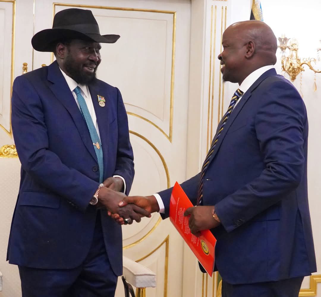 Dr. Benjamin Bol Mel officially took the oath of office as the Vice President for the Economic Cluster on Wednesday in the presence of President Salva Kiir Mayardit